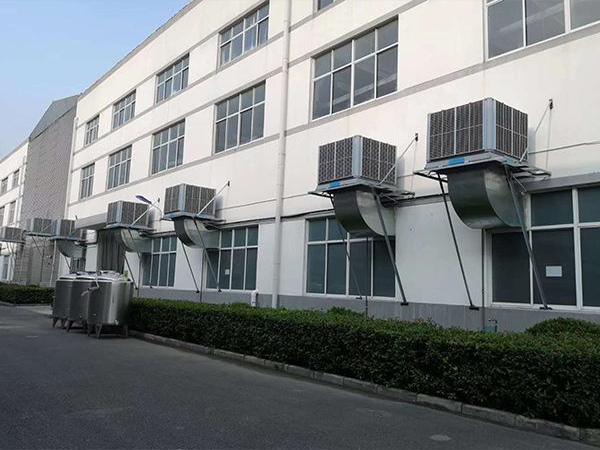 如何分辨工廠降溫設備蒸發(fā)式環(huán)?？照{內濕簾品質的好壞